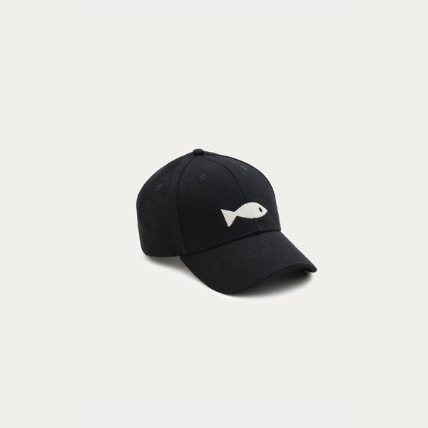 SARDINE CAP (BLACK BAUCLE)